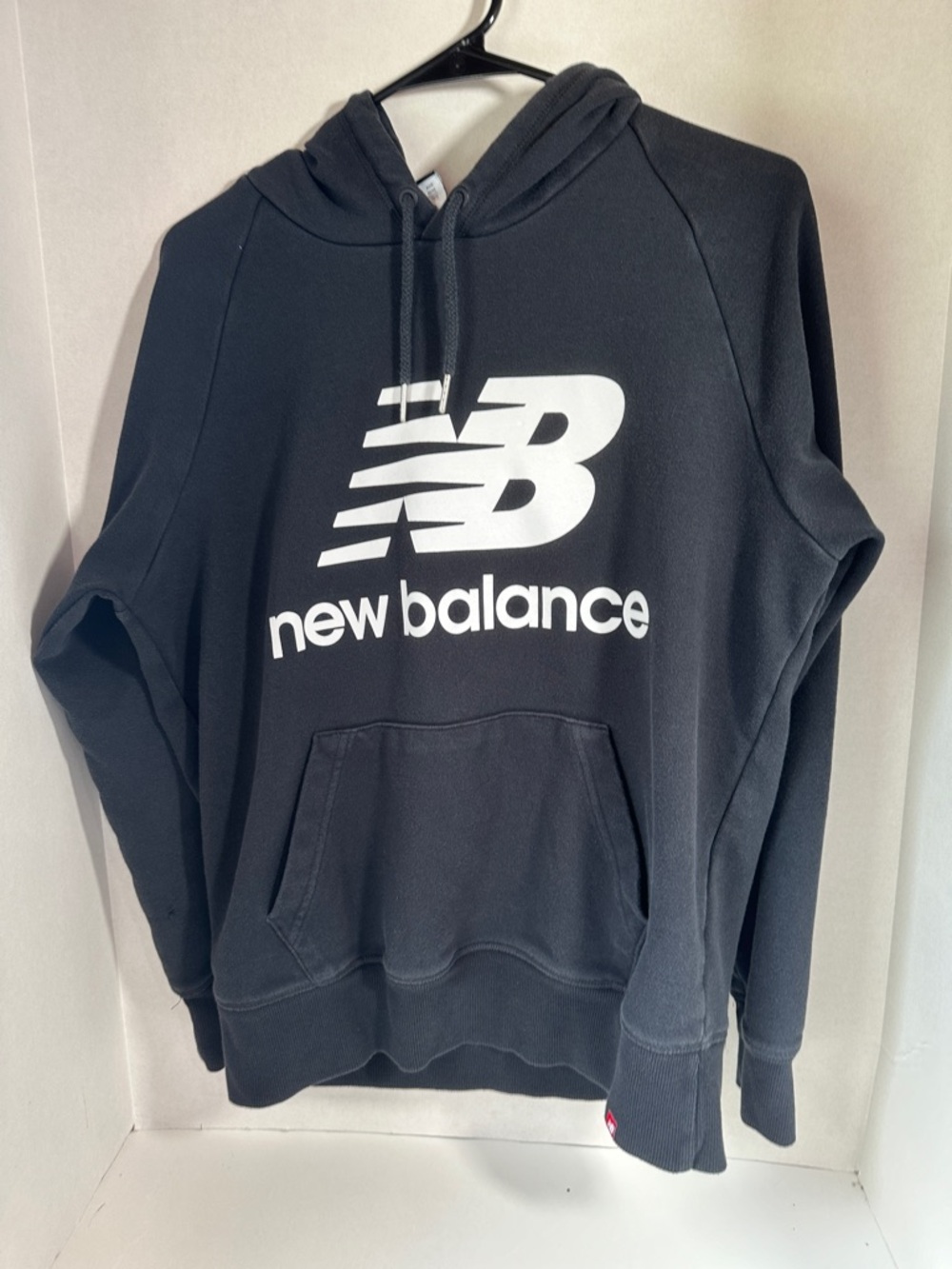 New balance black hoodie size medium